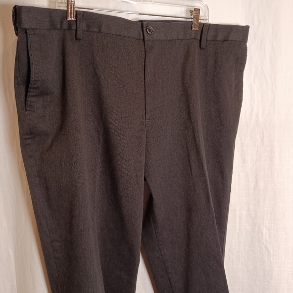 Dockers Relax Fit Comfort Heather Gray Stretch Waist Slacks Pants - Picture 2 of 9